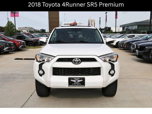 Used 2018 Toyota 4Runner SR5 Premium AWD/4WD image 2