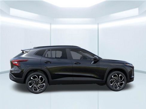 New 2026 Chevrolet Trax RS image 6