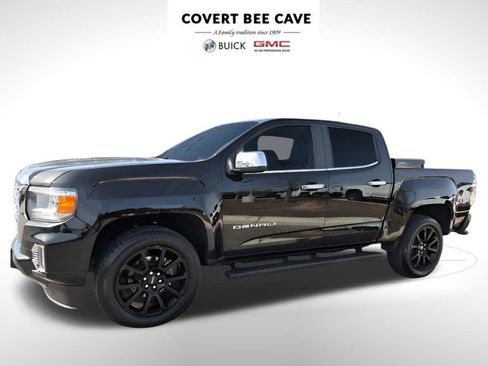 Used 2022 GMC Canyon Denali w/ Denali Black Edition Package image 4