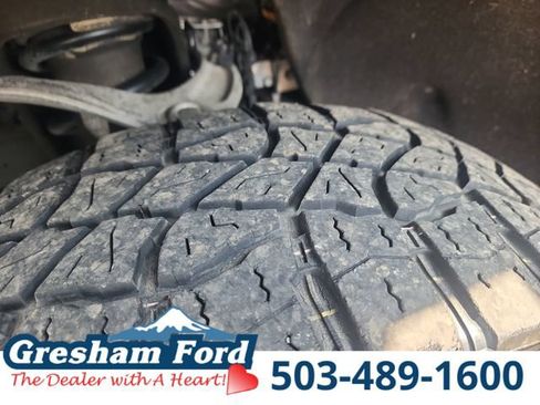 Used 2022 GMC Sierra 1500 AT4 w/ AT4 Premium Package AWD/4WD image 35