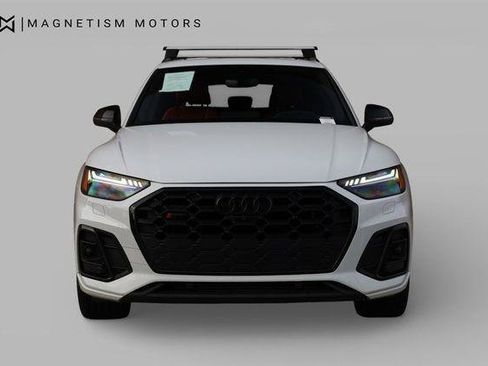 Used 2024 Audi SQ5 Prestige AWD/4WD image 6