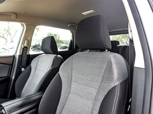 Used 2023 Nissan Rogue SV image 13