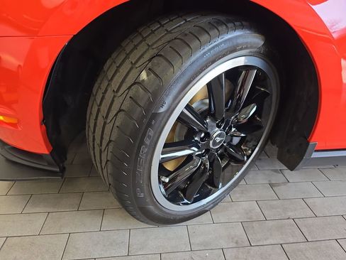 Used 2012 Ford Mustang Boss 302 w/ Boss 302 Accessory Pkg image 30