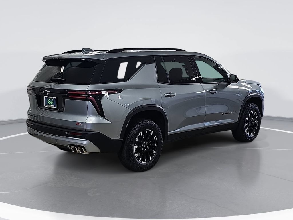 Certified 2026 Chevrolet Traverse Z71 w/ Enhanced Driving Package AWD/4WD image 3