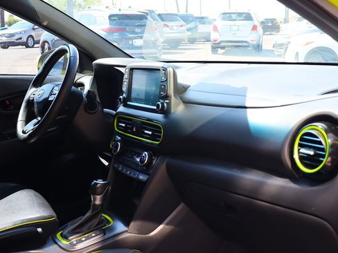 Used 2020 Hyundai Kona Ultimate FWD image 31