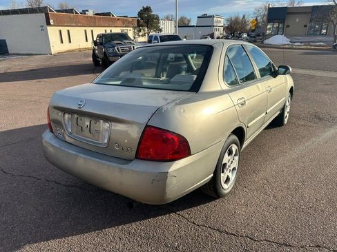 Used 2004 Nissan Sentra S image 7