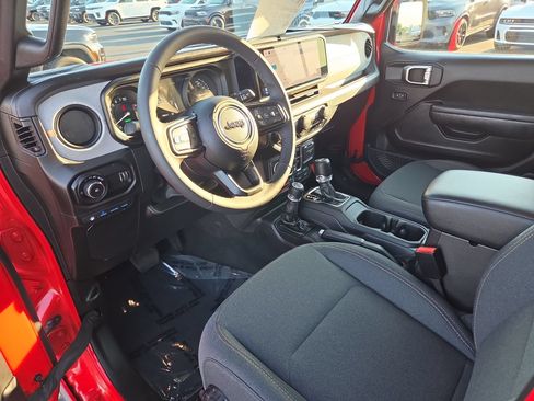 Used 2025 Jeep Wrangler Unlimited Sport S 4xe AWD/4WD image 21