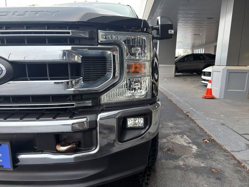 Certified 2020 Ford F250 XLT w/ XLT Premium Package image 4