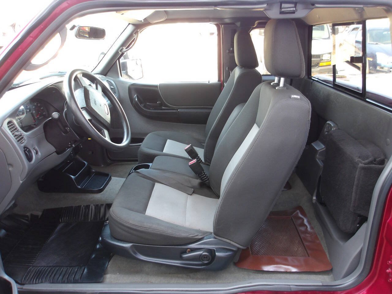 Used 2011 Ford Ranger XLT w/ Payload Pkg 2 AWD/4WD image 5