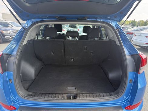 Used 2018 Hyundai Tucson SE AWD/4WD image 9