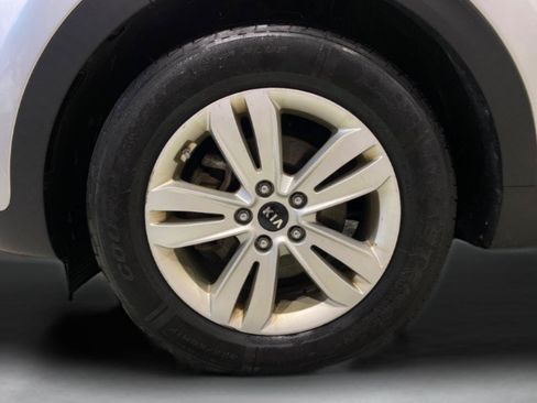Used 2018 Kia Sportage LX FWD image 23