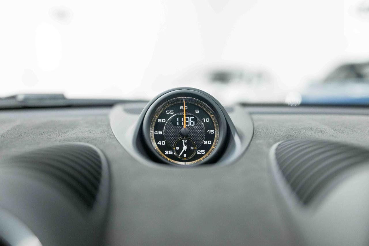 Used 2023 Porsche 718 Cayman GT4 RS RWD image 57