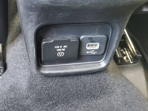 Used 2019 Jeep Compass Latitude AWD/4WD image 11