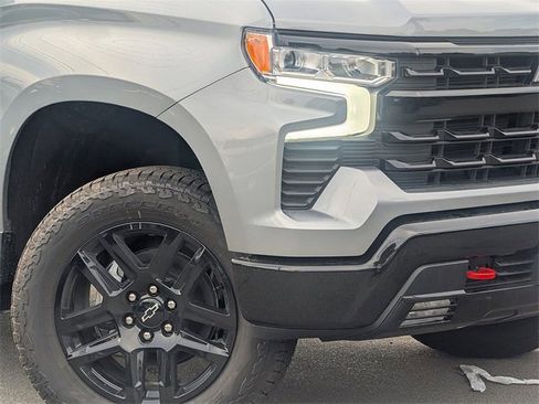 New 2026 Chevrolet Silverado 1500 LT Trail Boss w/ Convenience Package II image 3
