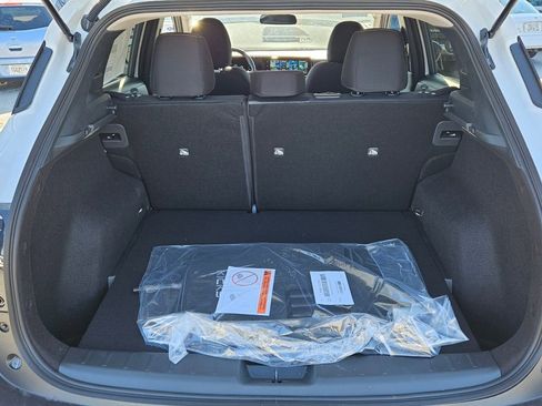 New 2026 Nissan Kicks SV image 10