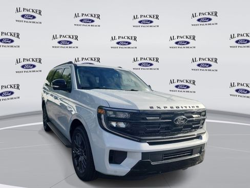 New 2026 Ford Expedition Platinum AWD/4WD image 7