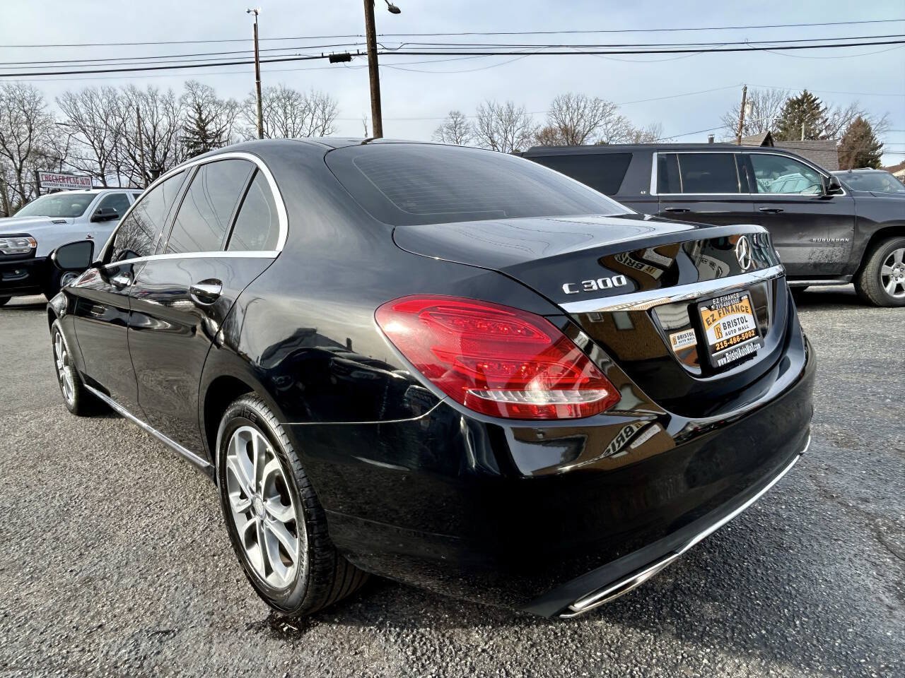 Used 2015 Mercedes-Benz C 300 4MATIC Sedan image 3