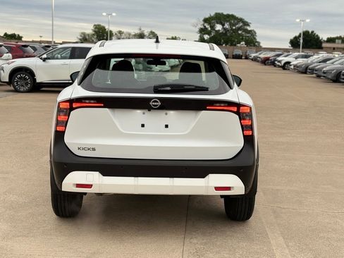 Used 2026 Nissan Kicks S FWD image 8