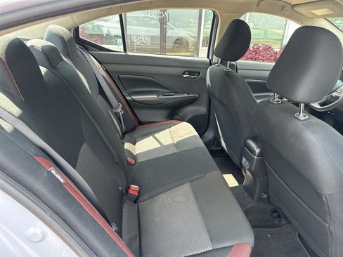 Used 2024 Nissan Versa SR FWD image 13