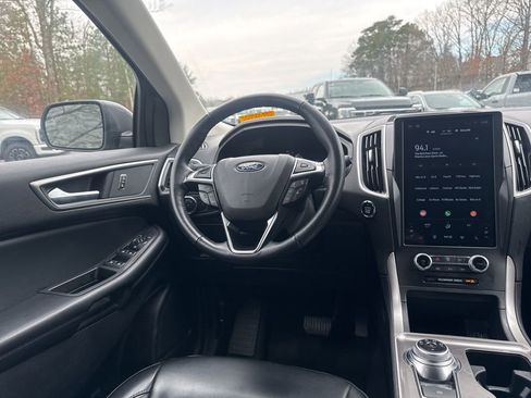 Used 2024 Ford Edge SEL image 10