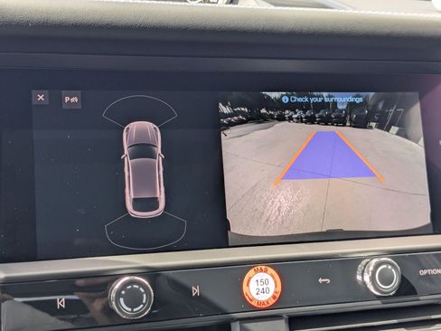 New 2025 Porsche Macan S image 19