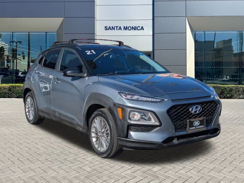 Used 2021 Hyundai Kona SEL image 3