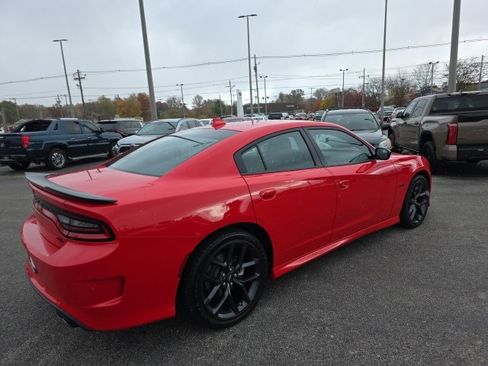 Used 2023 Dodge Charger R/T w/ Blacktop Package image 4