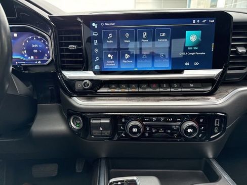 Used 2022 Chevrolet Silverado 1500 LTZ image 23