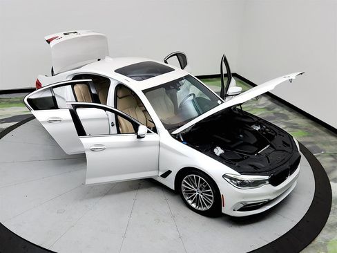 Used 2017 BMW 530i image 38