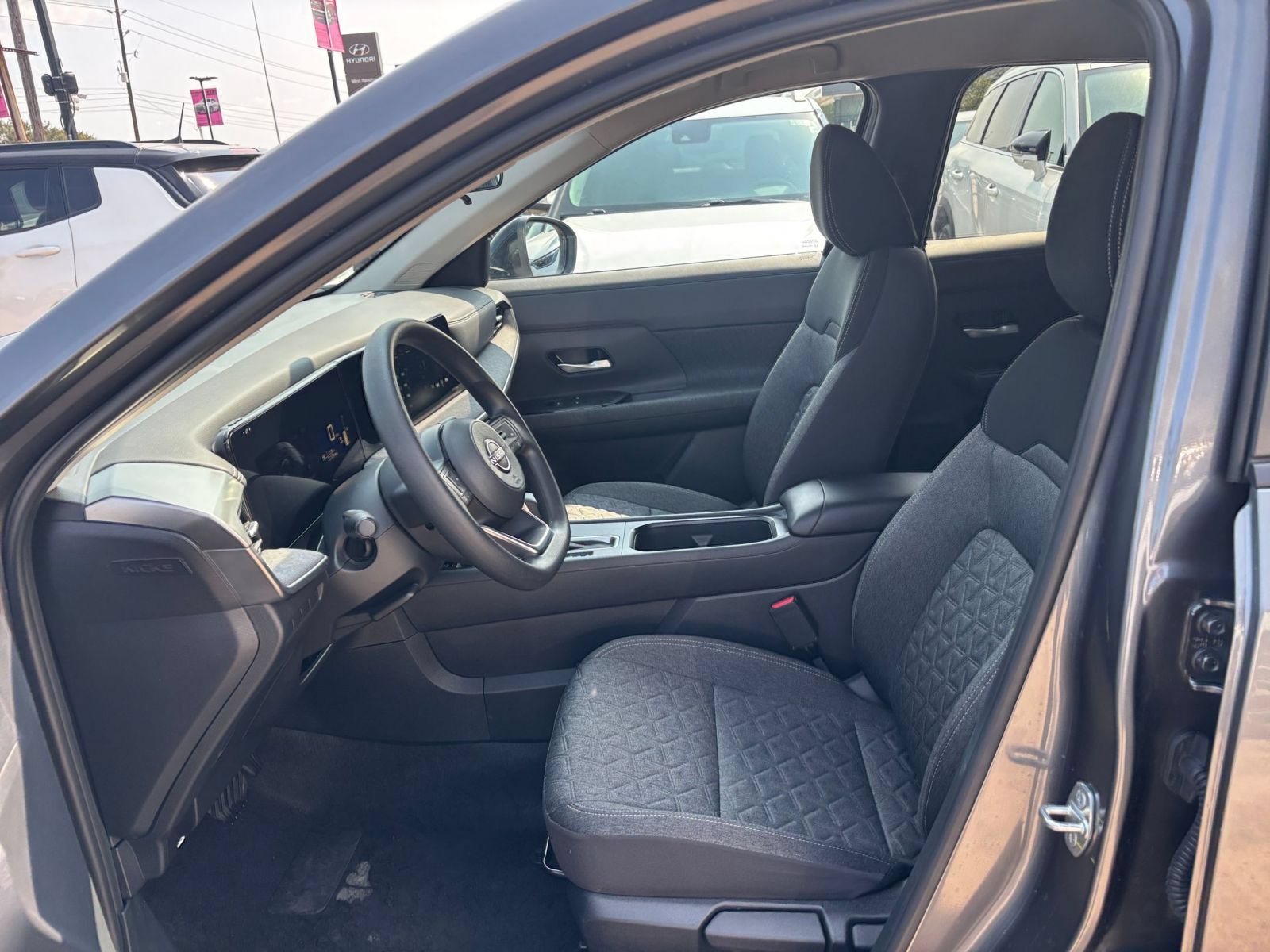Used 2026 Nissan Kicks SV w/ Cold Weather Package AWD/4WD image 25