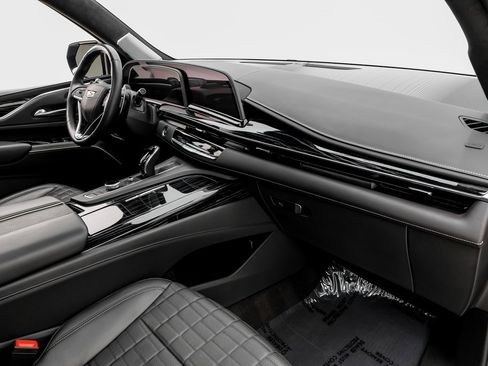 Used 2023 Cadillac Escalade ESV V image 10