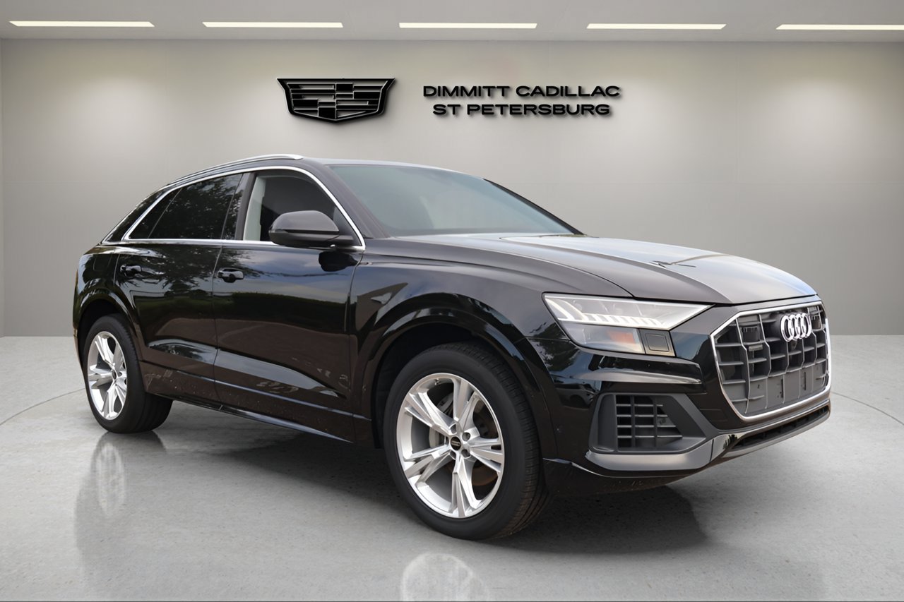 Used 2023 Audi Q8 Premium w/ Convenience Package AWD/4WD image 7