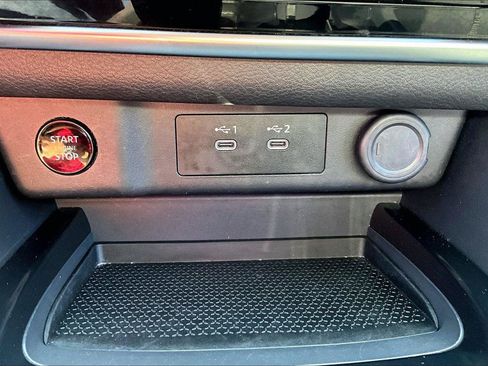 Used 2024 Nissan Rogue S AWD/4WD image 16