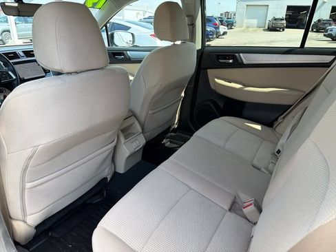 Used 2019 Subaru Outback 2.5i Premium AWD/4WD image 22