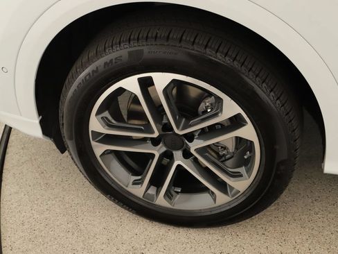 New 2026 Audi Q5 2.0T AWD/4WD image 32