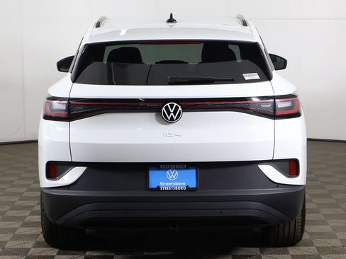 Used 2023 Volkswagen ID.4 Pro AWD/4WD image 12