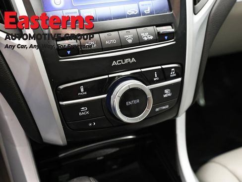 Used 2017 Acura TLX FWD image 20