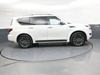 Used 2022 Nissan Armada Platinum w/ Captain's Chairs Package RWD video 3