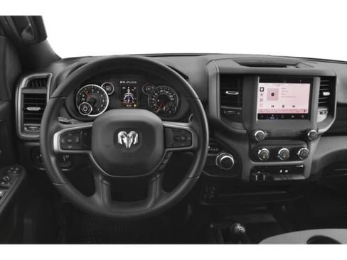 Used 2024 RAM 2500 Tradesman w/ Chrome Appearance Group AWD/4WD image 7