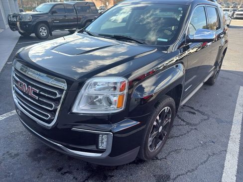 Used 2017 GMC Terrain SLT w/ Open Road Package image 1