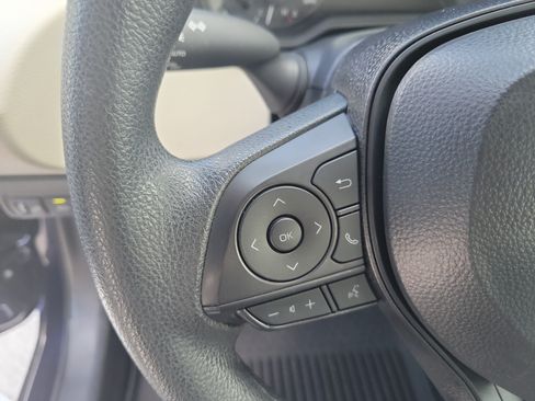 Used 2025 Toyota Corolla LE FWD image 26