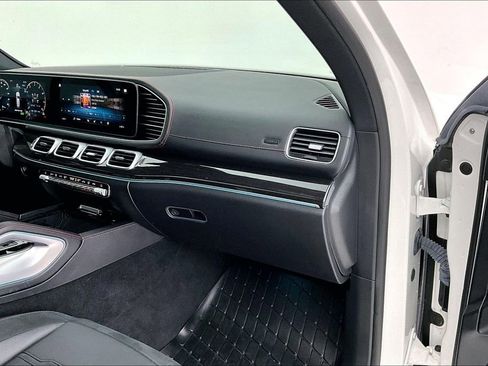 Used 2023 Mercedes-Benz GLE 53 AMG 4MATIC image 21