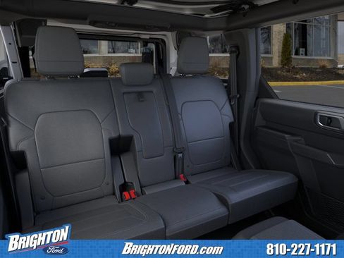 Used 2026 Ford Bronco Badlands AWD/4WD image 11