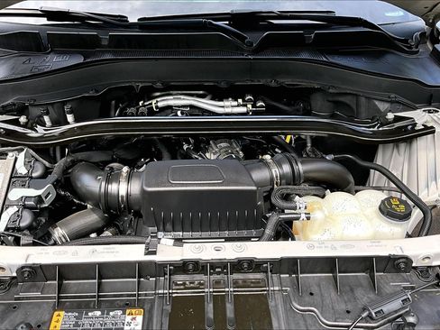 Used 2022 Ford Explorer ST w/ Equipment Group 401A AWD/4WD image 9