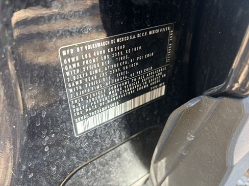 Used 2025 Volkswagen Taos S image 29