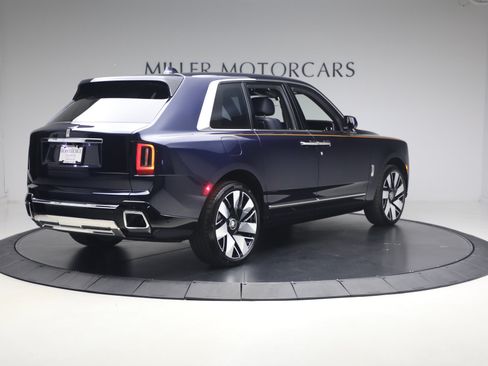 New 2026 Rolls-Royce Cullinan AWD/4WD image 2