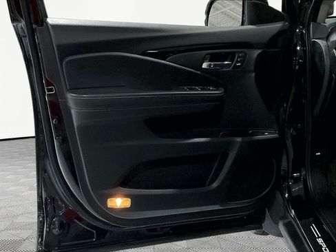Used 2020 Honda Ridgeline RTL-E image 19