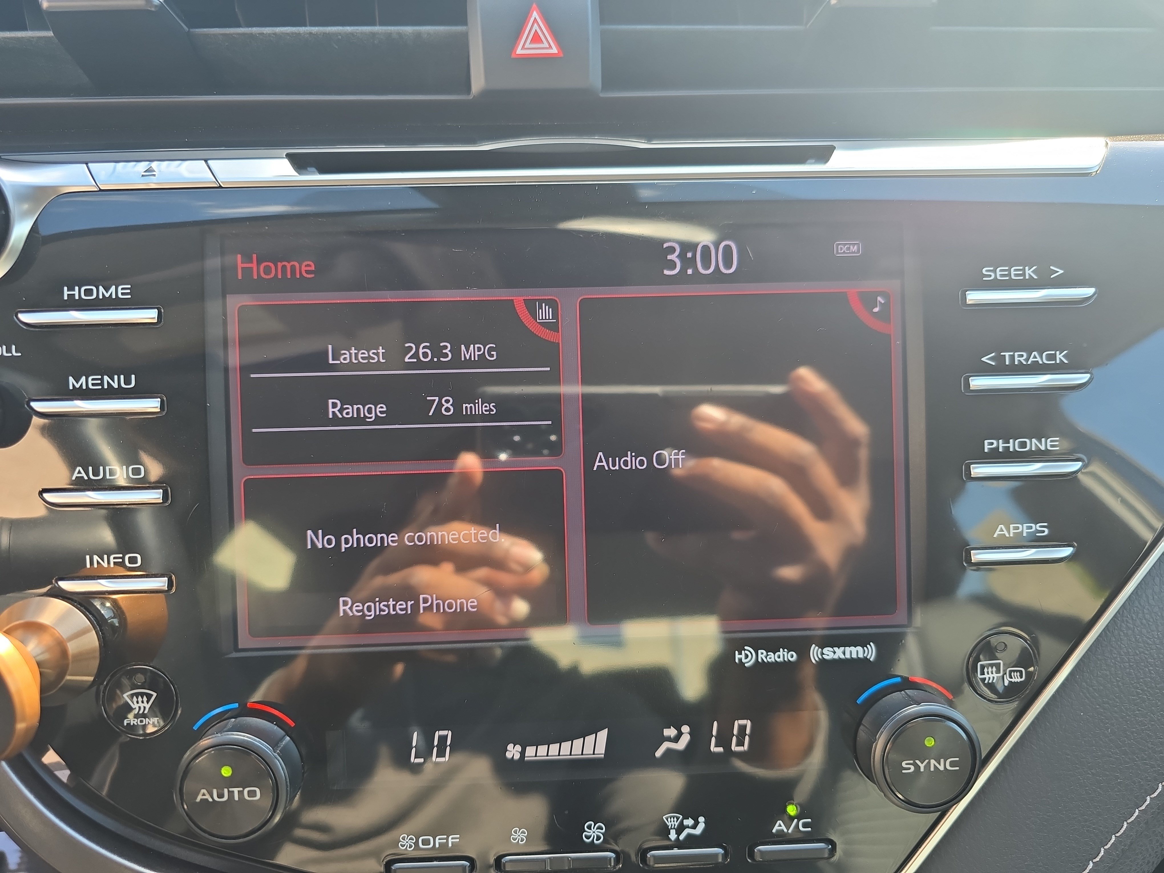 Used 2018 Toyota Camry SE w/ Audio Package FWD image 19
