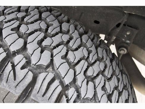 Used 2022 Jeep Gladiator Rubicon w/ Trailer Tow Package image 31