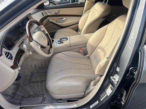 Used 2017 Mercedes-Benz S 550 Sedan image 9